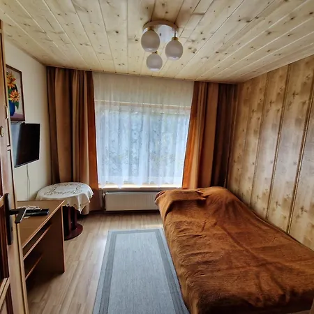 Pokój pod lasem u Ewki-3